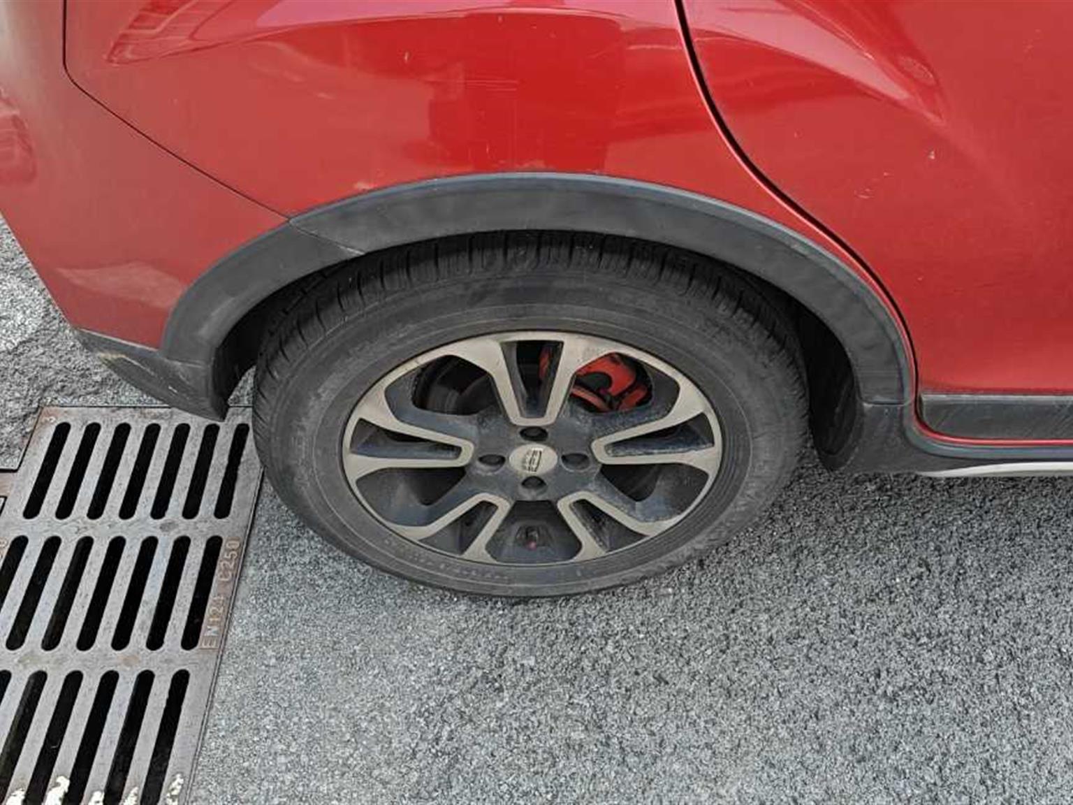 吉利汽车