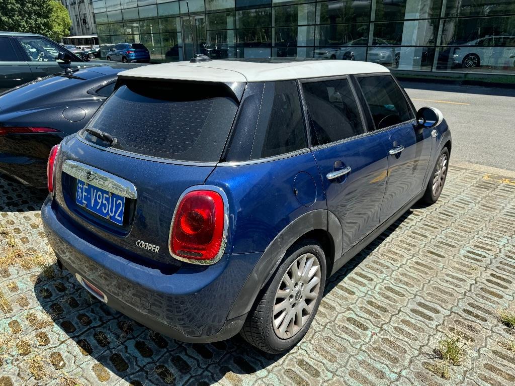 MINI