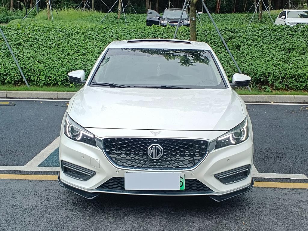 名爵