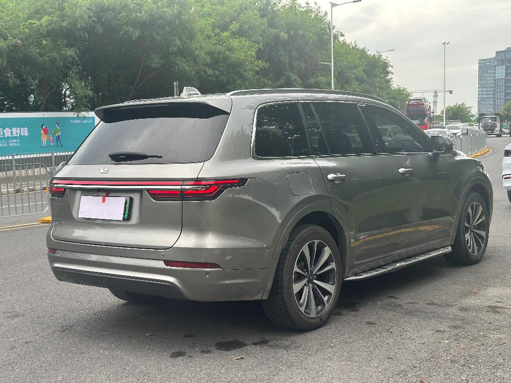 理想汽车