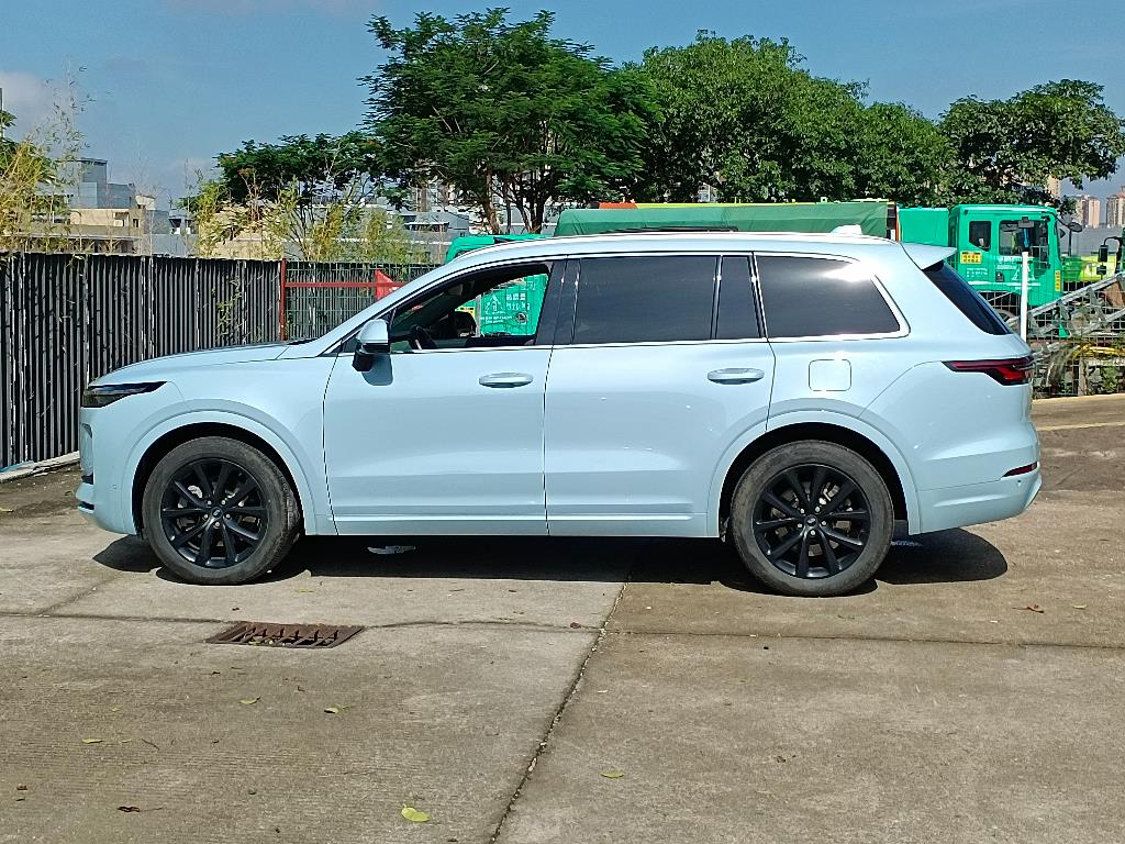 理想汽车