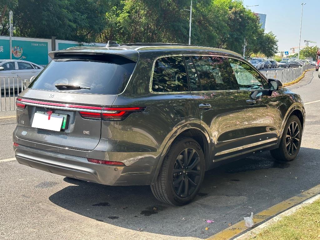 理想汽车