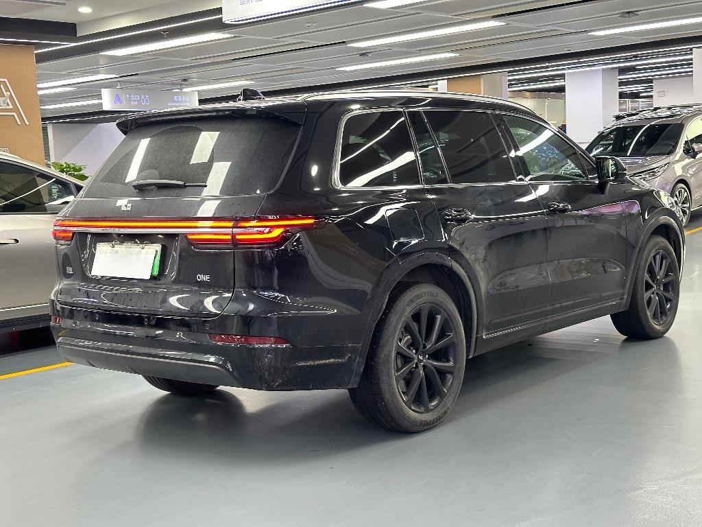 理想汽车