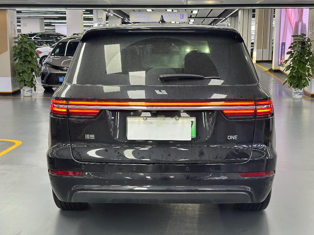 理想汽车