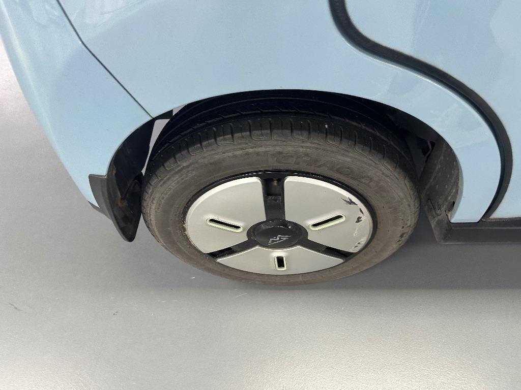 凌宝汽车