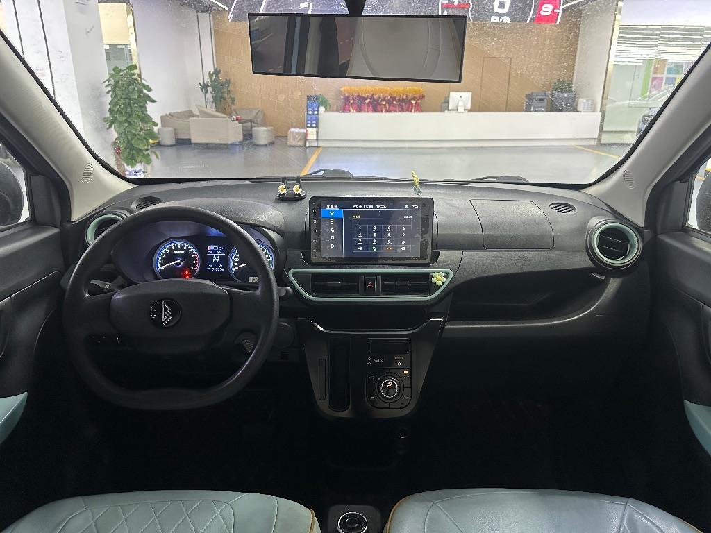 凌宝汽车