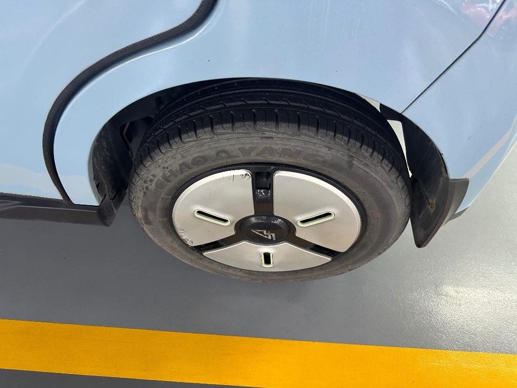 凌宝汽车