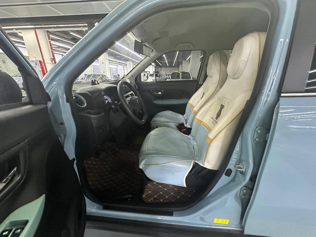 凌宝汽车