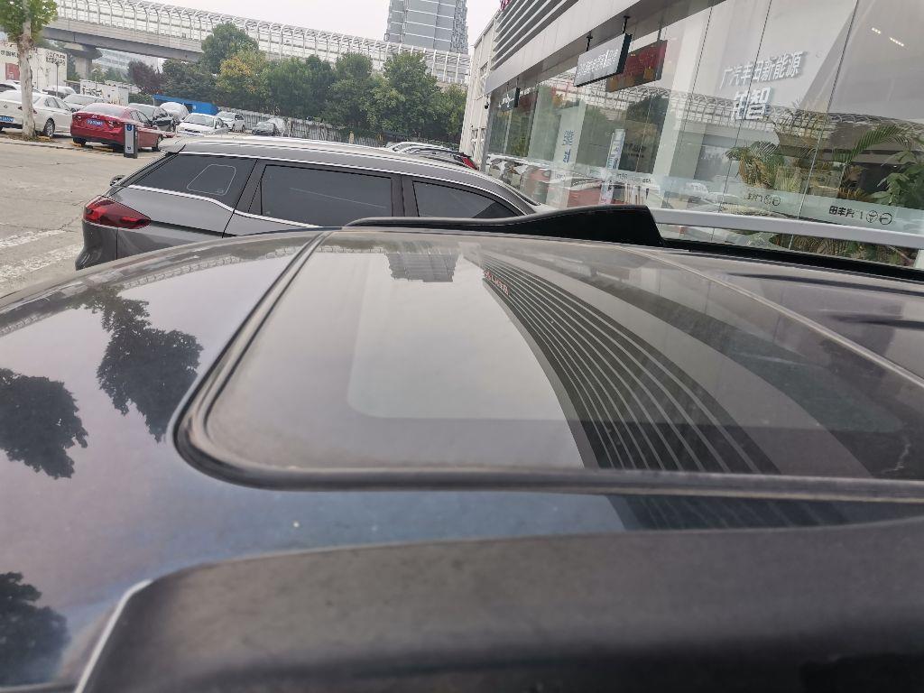 现代