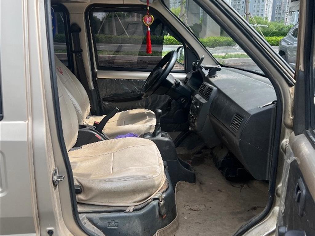 五菱汽车