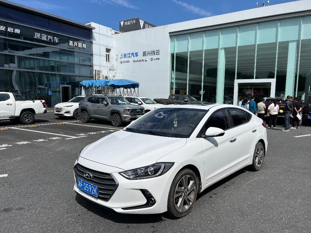 现代
