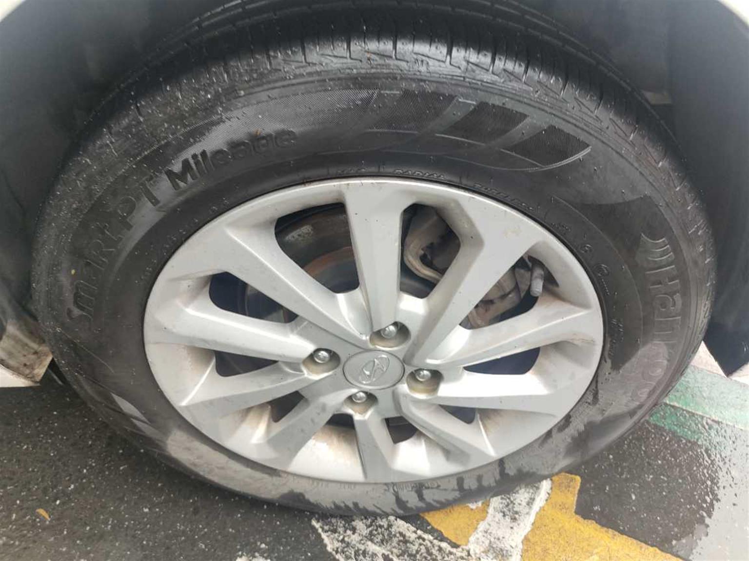现代
