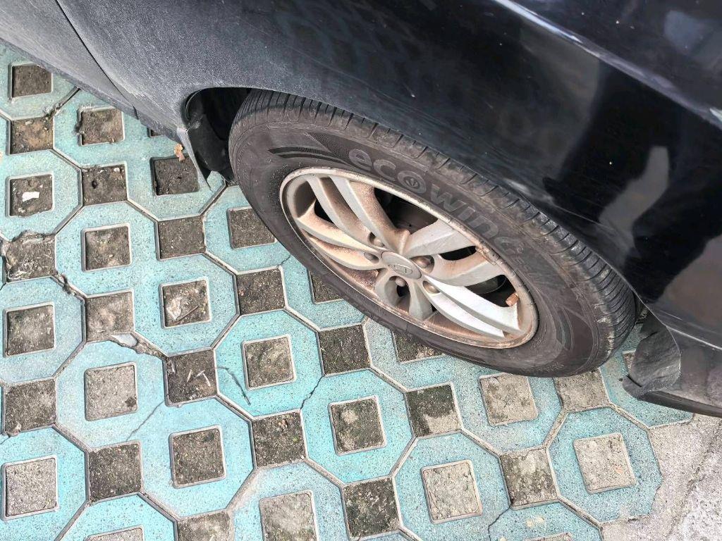 现代