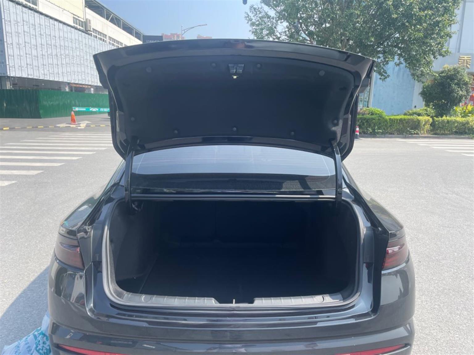 吉利汽车