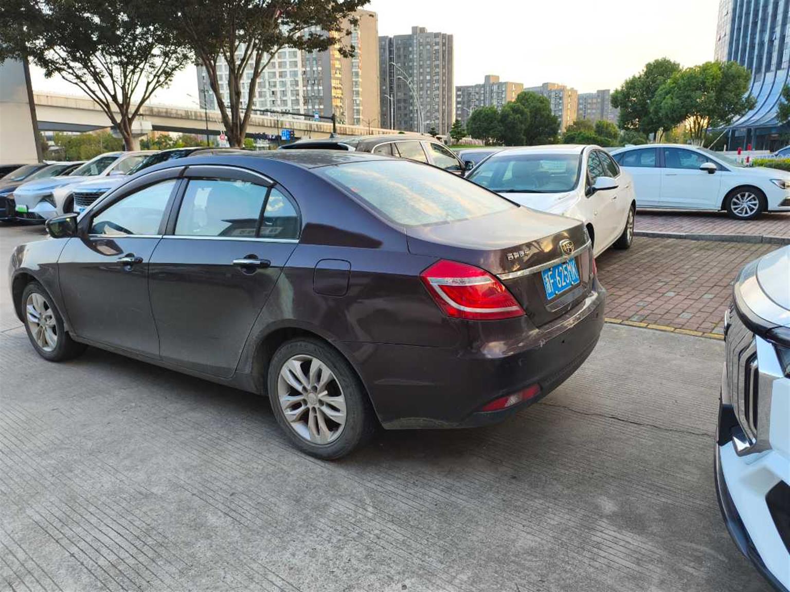 吉利汽车