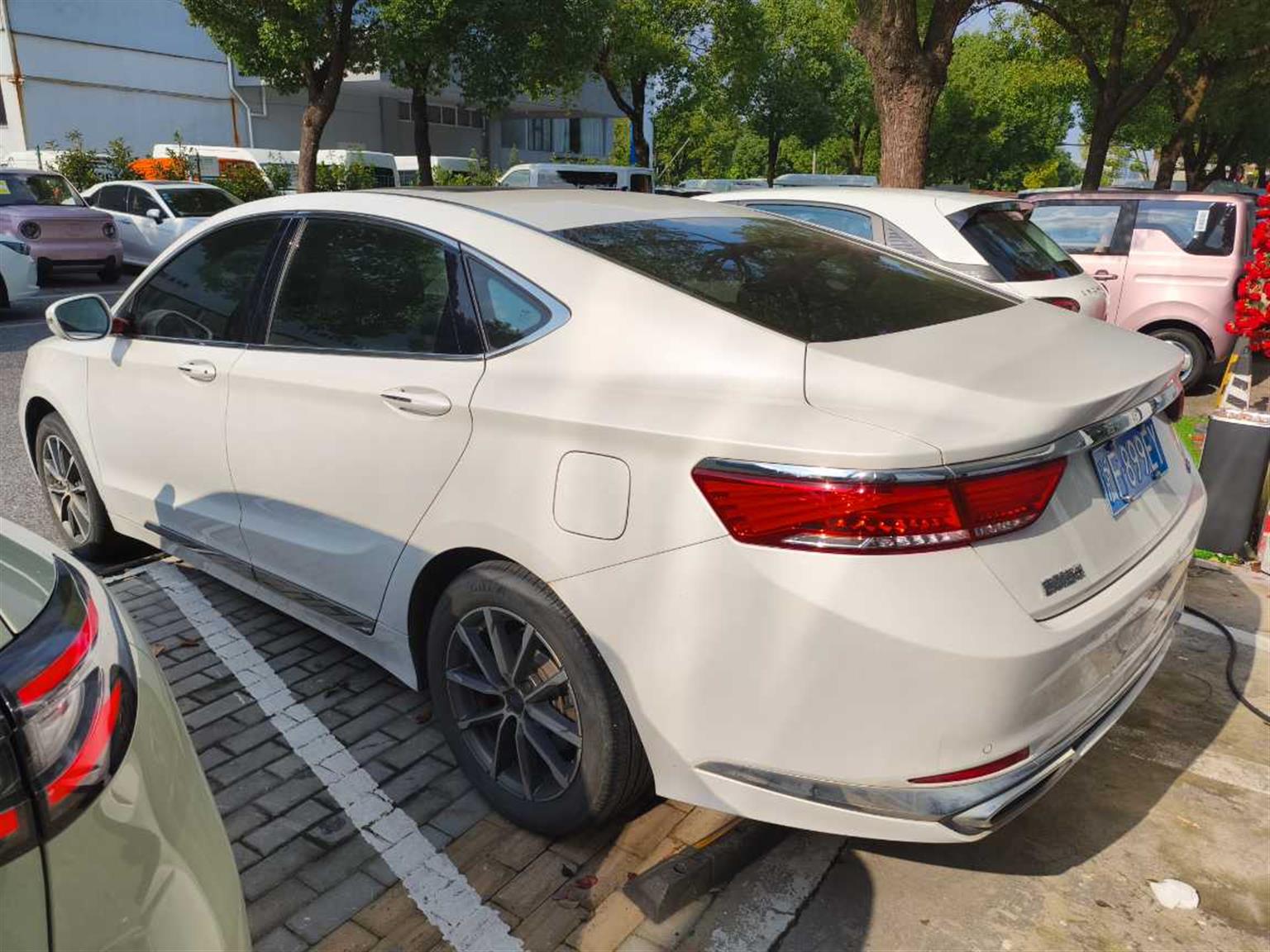 吉利汽车