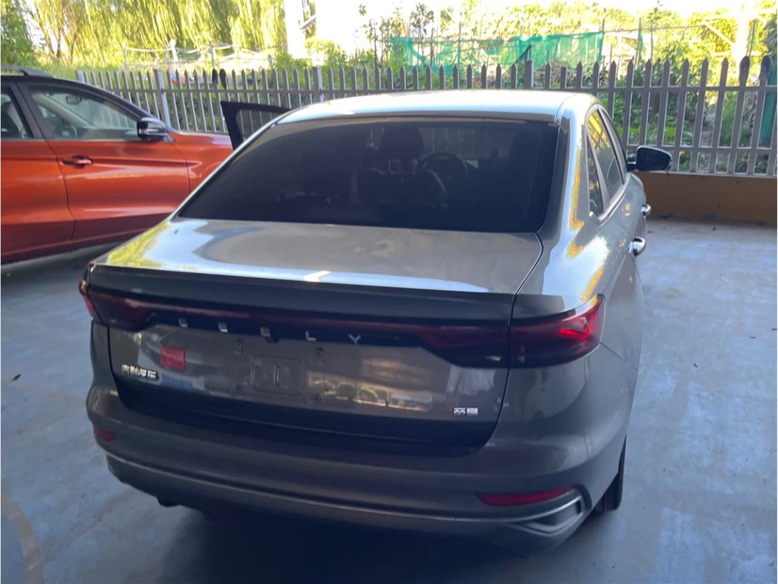 吉利汽车